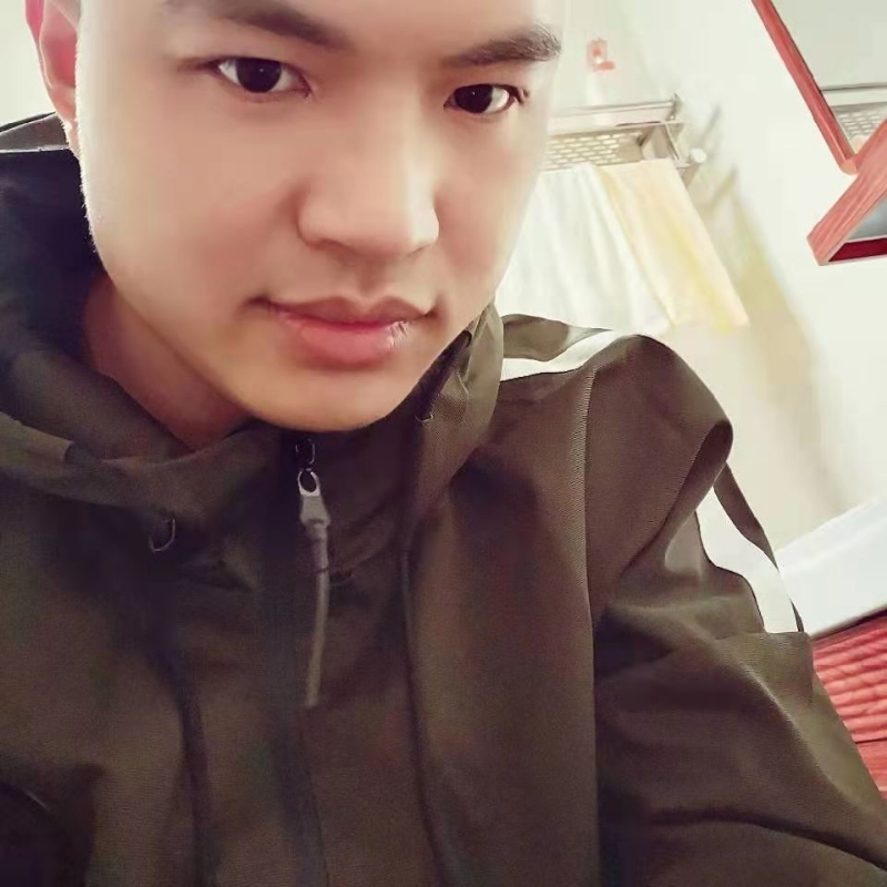 高大上的宅男的第二张照片--惠安相亲网