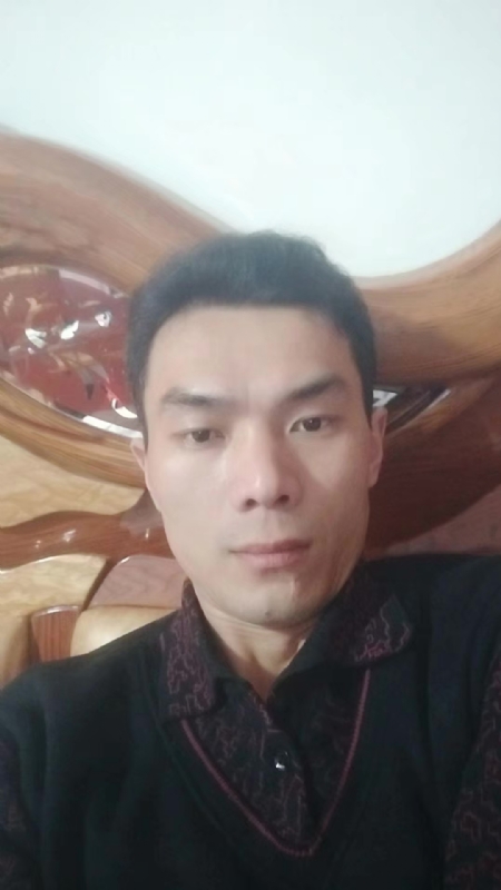 错把真心喂了狗的第四张照片--惠安相亲网