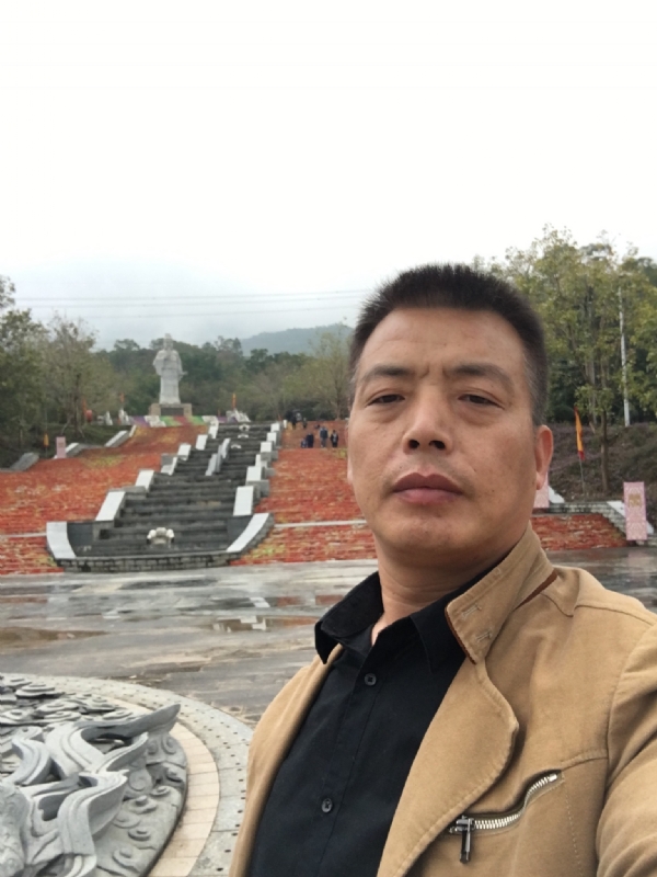 开心的松鼠的第一张照片--惠安相亲网