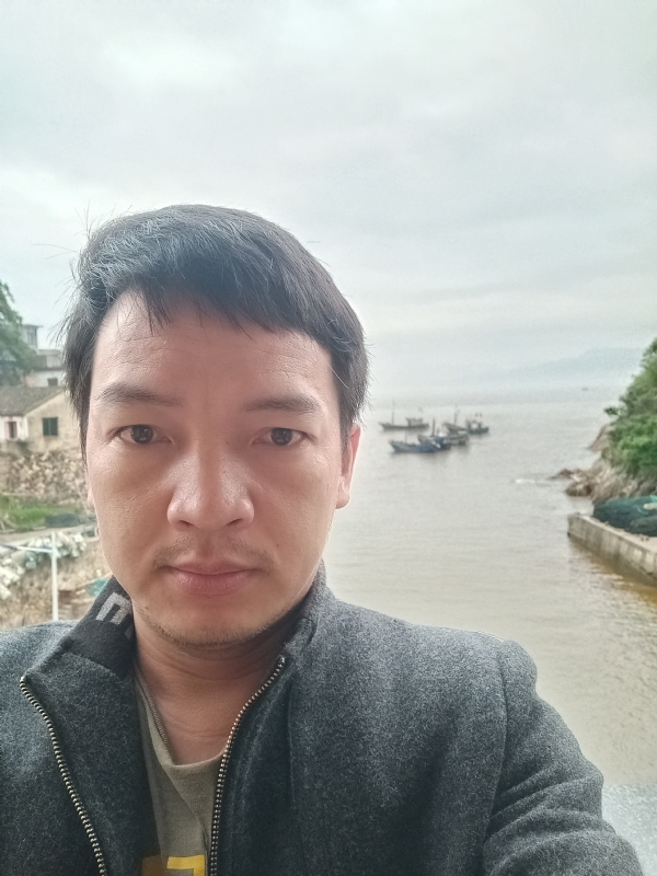 啊亮的第一张照片--惠安相亲网
